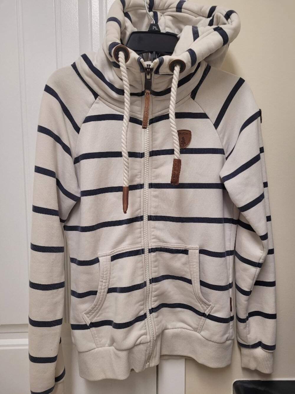 Wanakome sweater